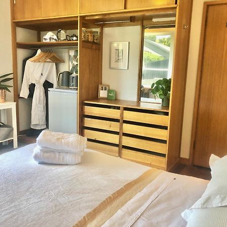Lovely Budget Vegan Homestay Лонсестън Екстериор снимка