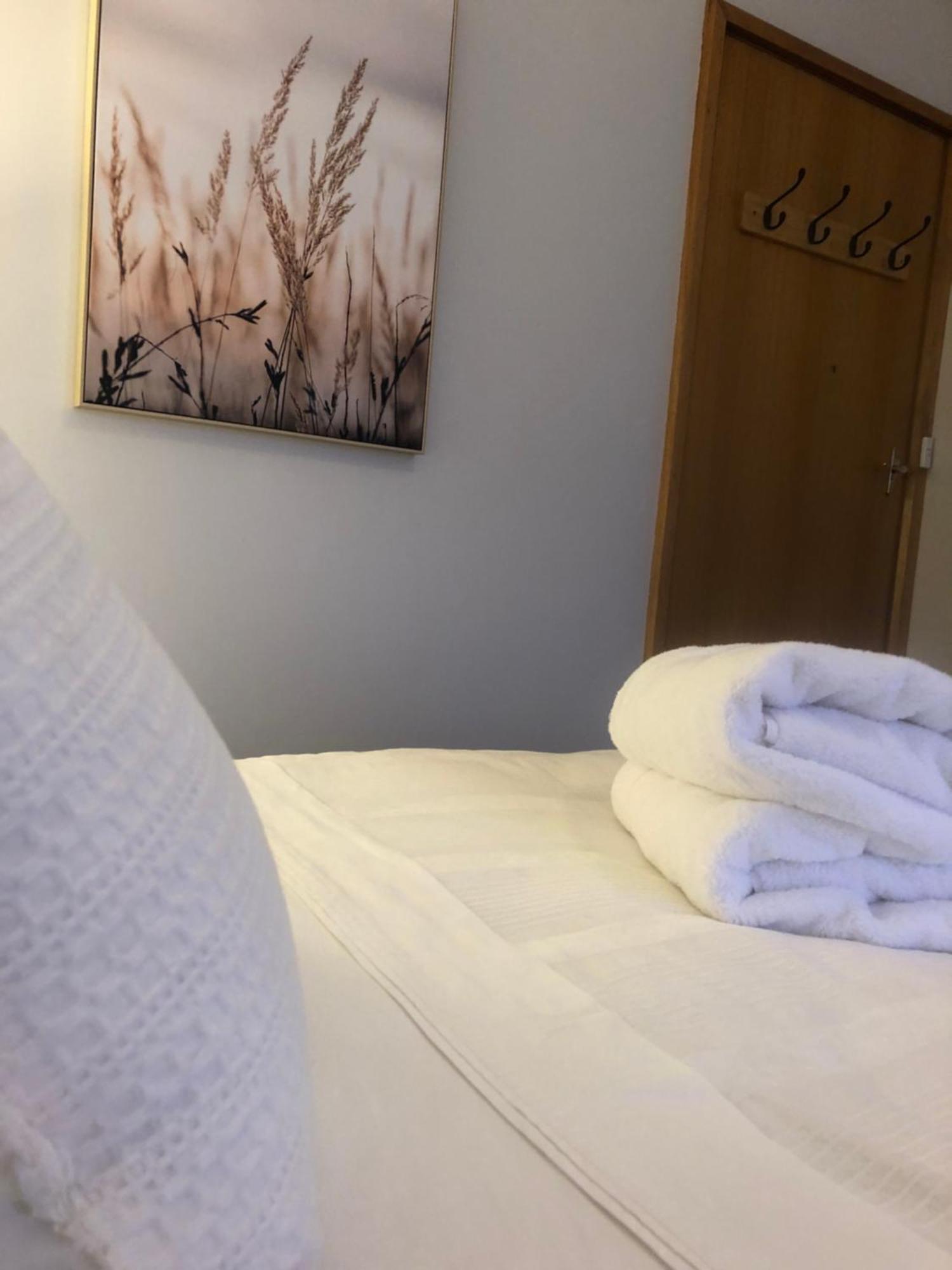 Lovely Budget Vegan Homestay Лонсестън Екстериор снимка